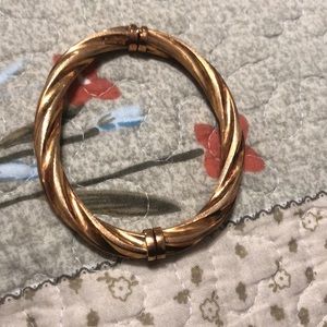 Bangle bracelet